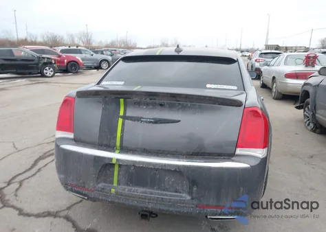 2019 Chrysler 300 Touring L Awd из США, поврежденный, VIN 2C3CCARG4KH548953